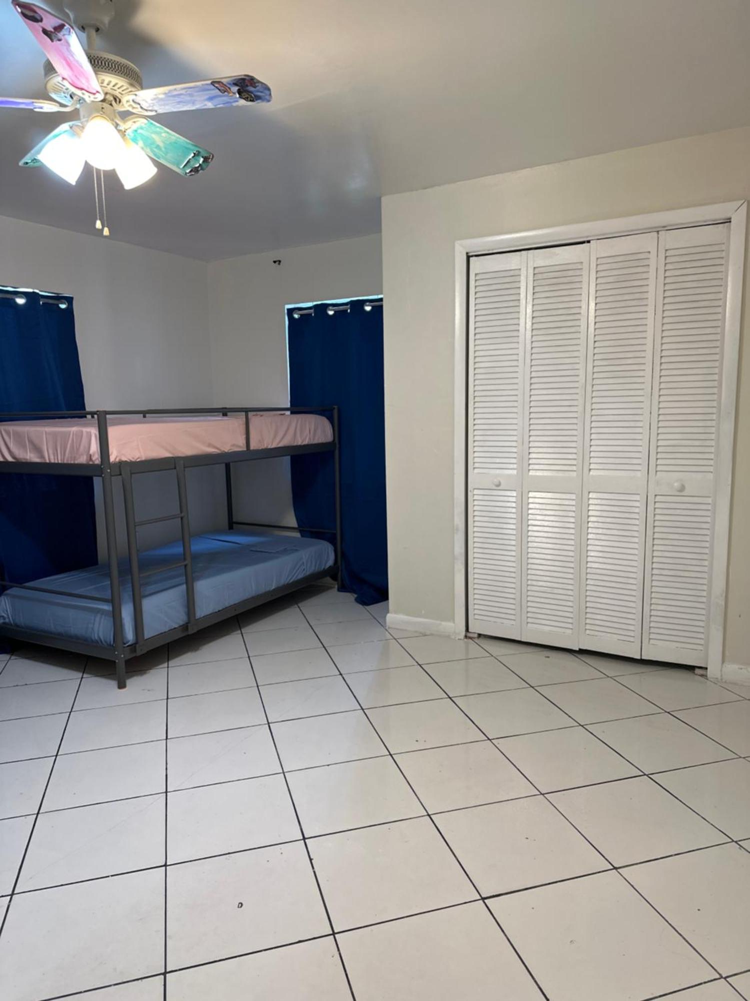 Hospedaje North Miami Buitenkant foto